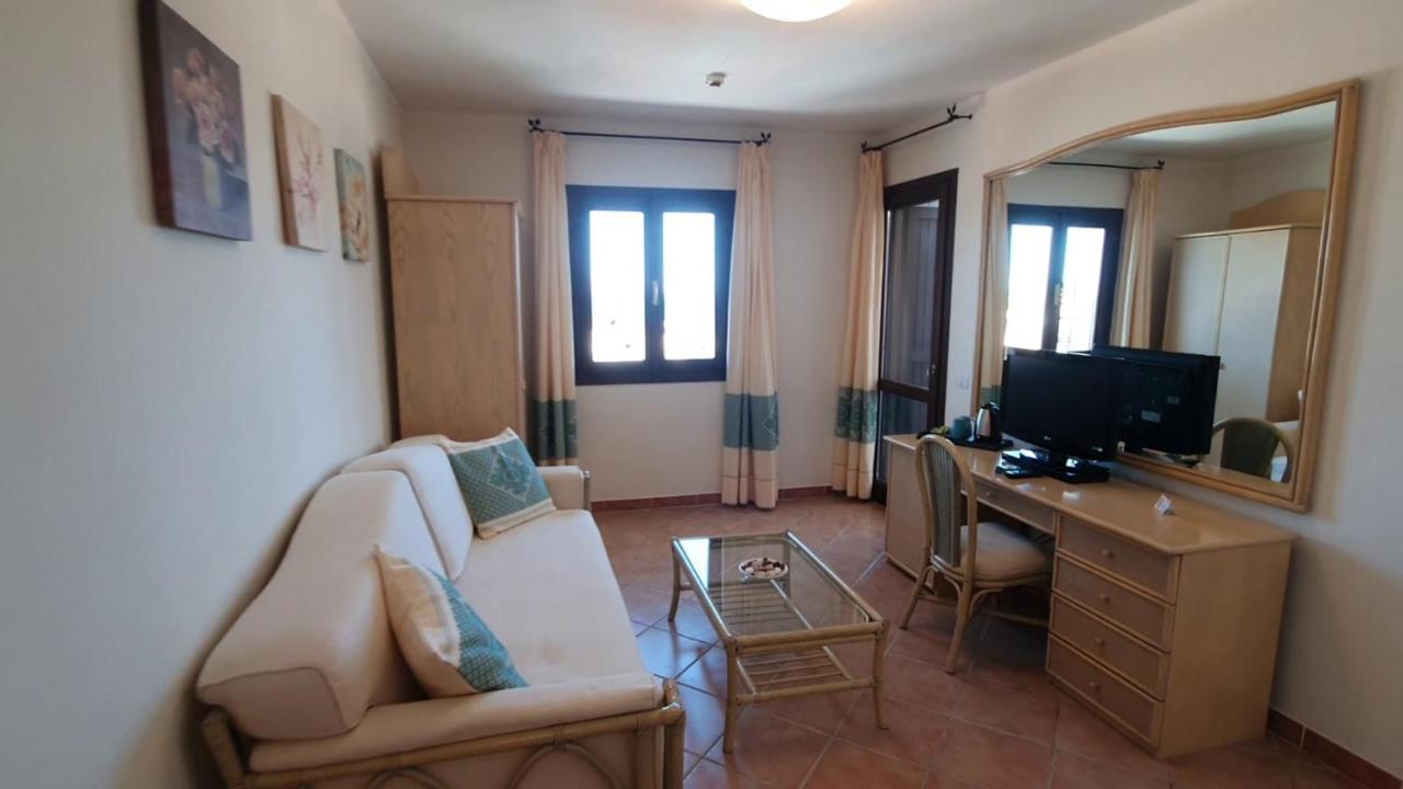 Hotel Mon Repos Baja Sardinia Zewnętrze zdjęcie