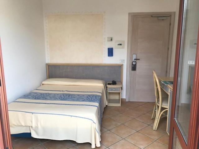 Hotel Mon Repos Baja Sardinia Zewnętrze zdjęcie