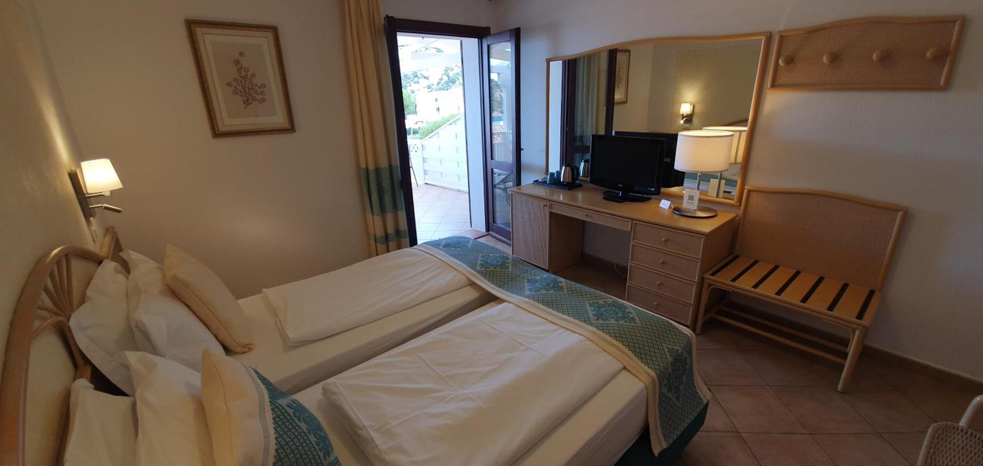Hotel Mon Repos Baja Sardinia Zewnętrze zdjęcie