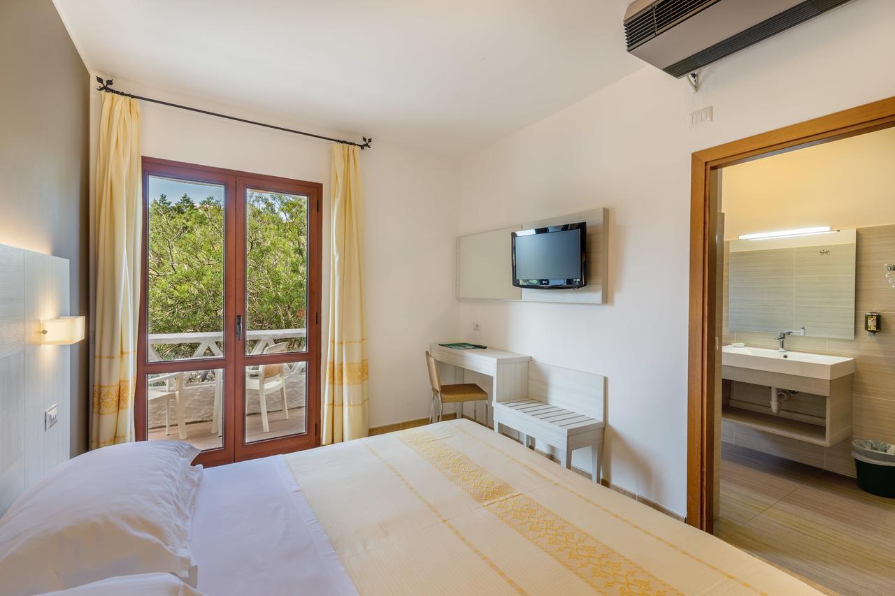 Hotel Mon Repos Baja Sardinia Zewnętrze zdjęcie